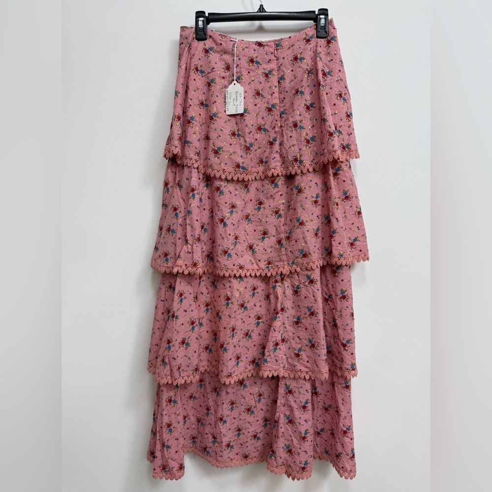 Eddy Floral Tiered Pink Skirt, NWOT, size large. - Picture 2 of 3
